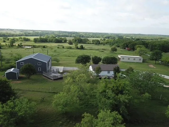 825 County Road 3655, Paradise TX 76073