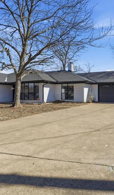 1050 Post Oak Lane, Reno TX 75462 - Photo 2