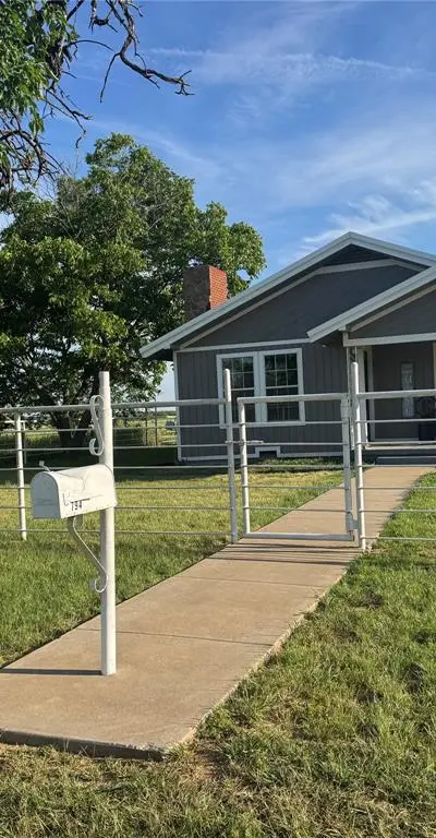 794 W Antelope Road, Jacksboro TX 76389