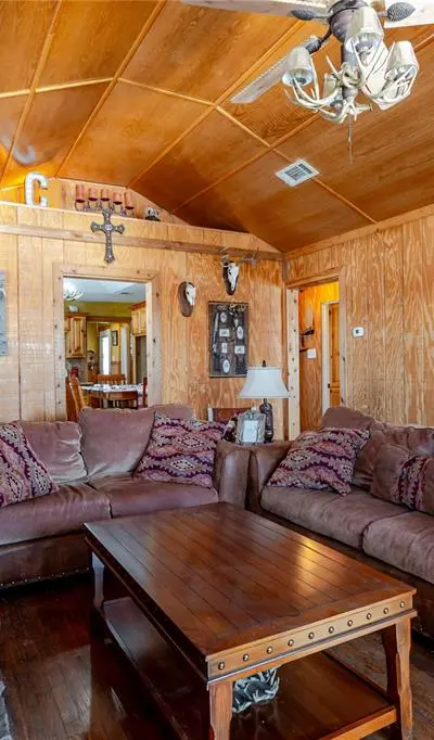 794 W Antelope Road, Jacksboro TX 76389 - Photo 5