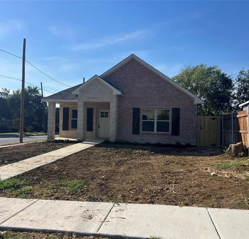 4340 M Avenue, Fort Worth TX 76105