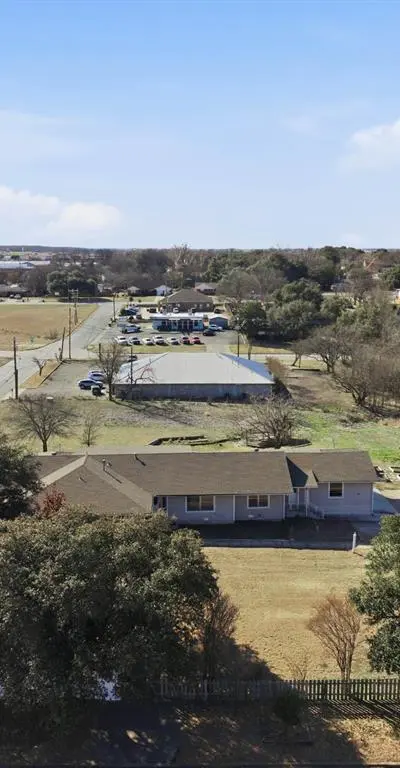 1306 Carr Street, Hillsboro TX 76645 - Photo 2