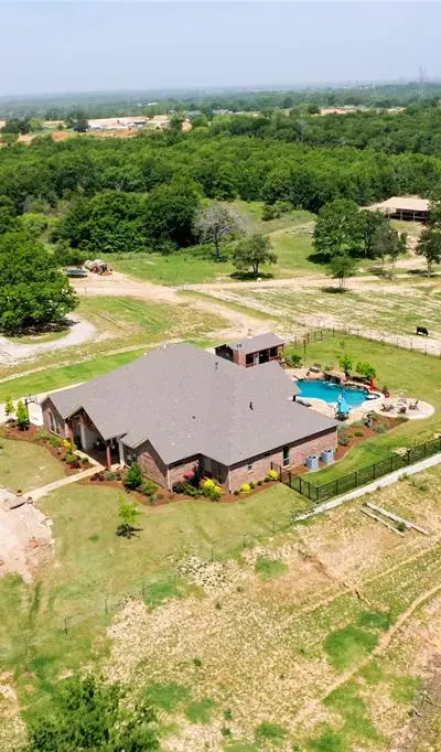 1466 County Road 1270, Alvord TX 76225 - Photo 4