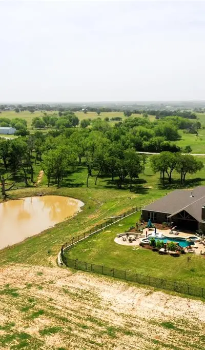 1466 County Road 1270, Alvord TX 76225 - Photo 5