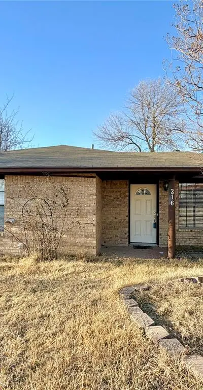 216 W Marshall Street, Palmer TX 75152