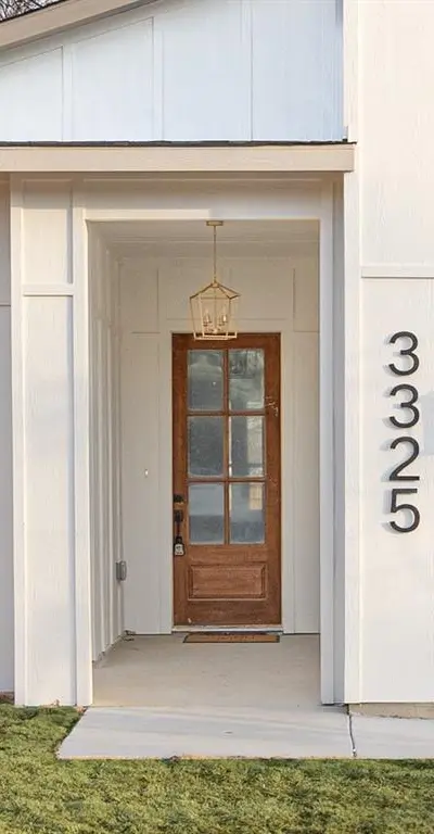 3325 Avenue G, Fort Worth TX 76105 - Photo 2