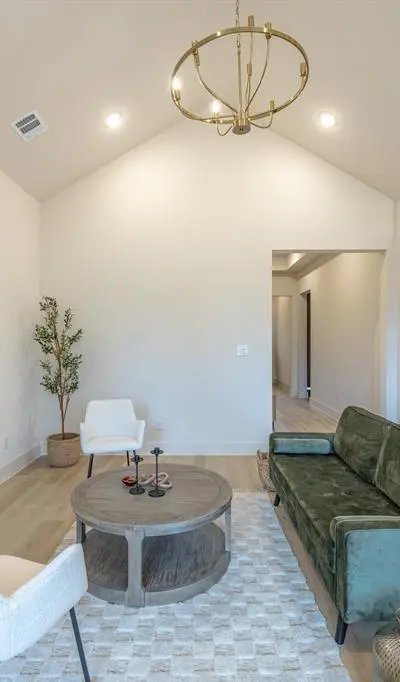 3325 Avenue G, Fort Worth TX 76105 - Photo 3