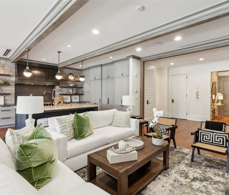 2300 Wolf Street # 3D, Dallas TX 75201
