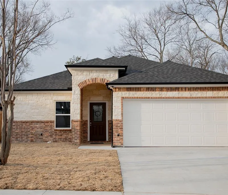 1527 Caldwell Avenue, Dallas TX 75223