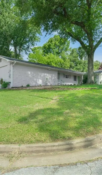 3215 Curtis Drive, Tyler TX 75701 - Photo 2
