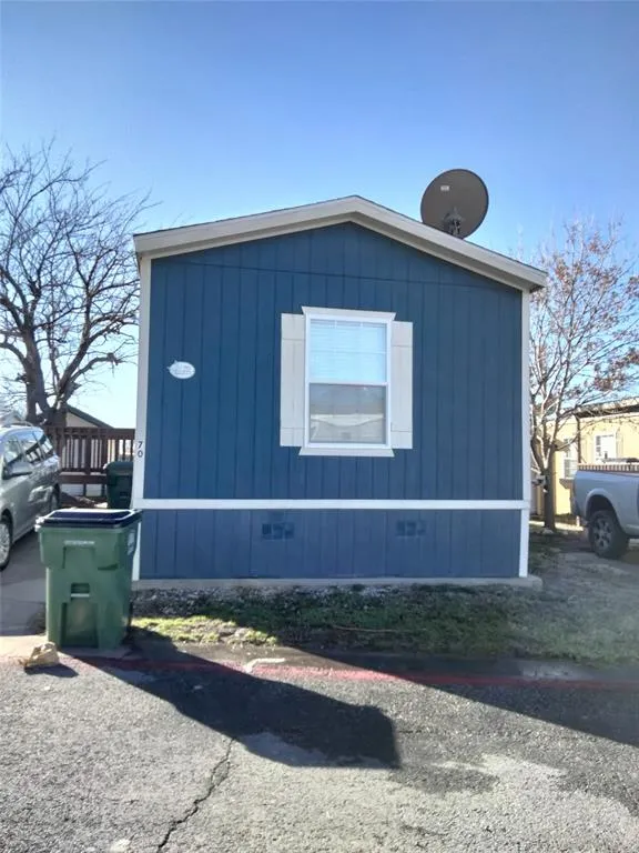 709 N Collins Freeway # 70, Howe TX 75459