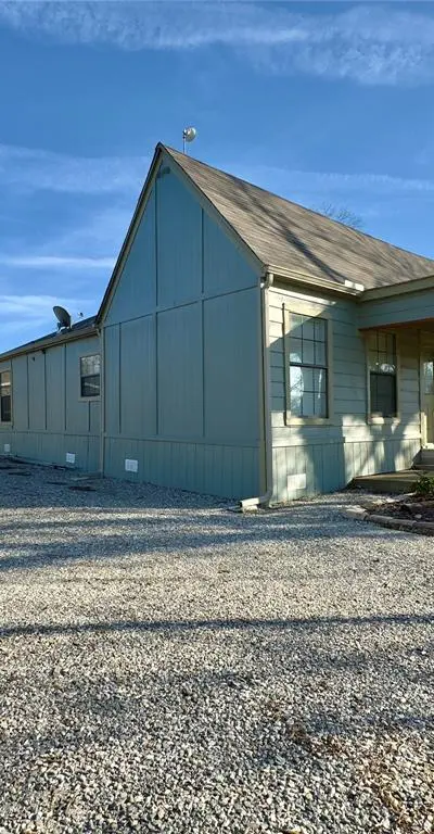 708 N US Highway 69, Celeste TX 75423 - Photo 5