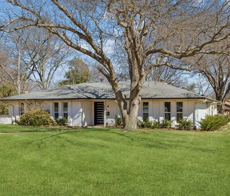 605 Meadow Heath Circle, Dallas TX 75232