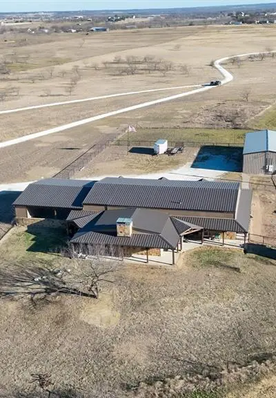 290 Barton Road, Maypearl TX 76064 - Photo 2