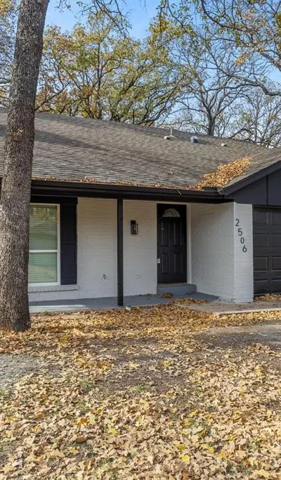 2506 Holt Road, Arlington TX 76006