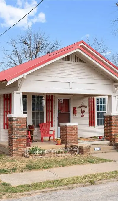 1206 8th Street, Brownwood TX 76802 - Photo 3