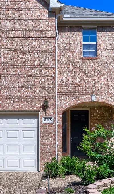 8115 Dogwood Lane, Irving TX 75063 - Photo 3