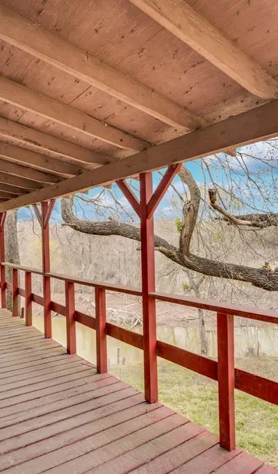 160 Private Road 481, Hillsboro TX 76645