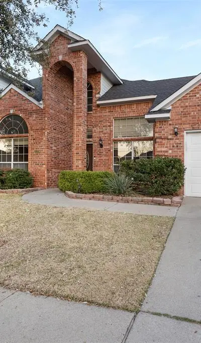 1228 Colby Court, Irving TX 75060 - Photo 2