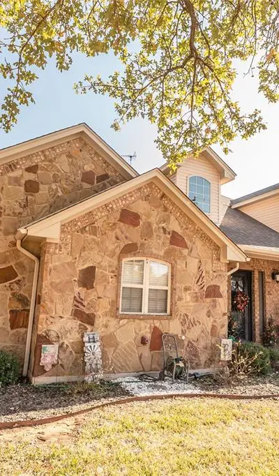 209 Benton Street, Nocona TX 76255 - Photo 5