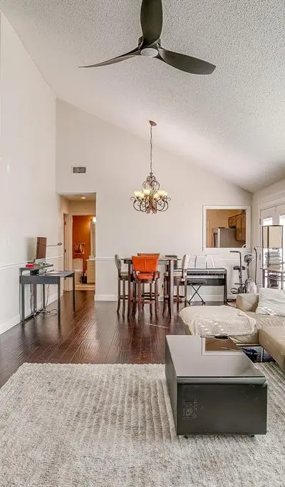 1307 Oriental Avenue, Arlington TX 76011 - Photo 3