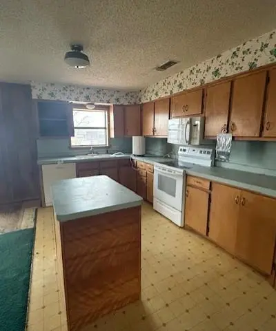 1209 W Elliott Street, Breckenridge TX 76424 - Photo 3