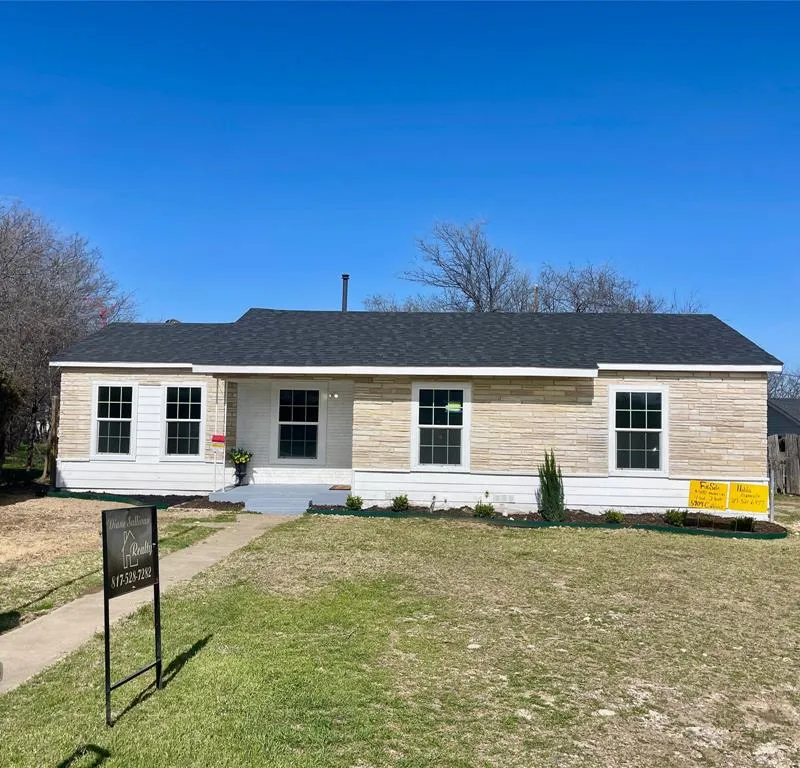 5704 Calloway Street, Sansom Park TX 76114