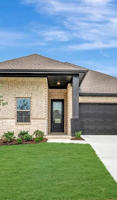 156 Summer Rain Way, Newark TX 76071