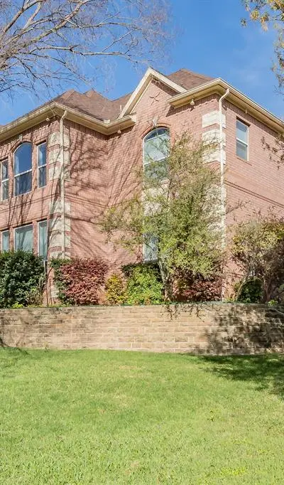 8925 Hunters Glen Trail, Fort Worth TX 76120