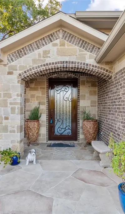 1006 Manning Street, Grand Prairie TX 75051 - Photo 2