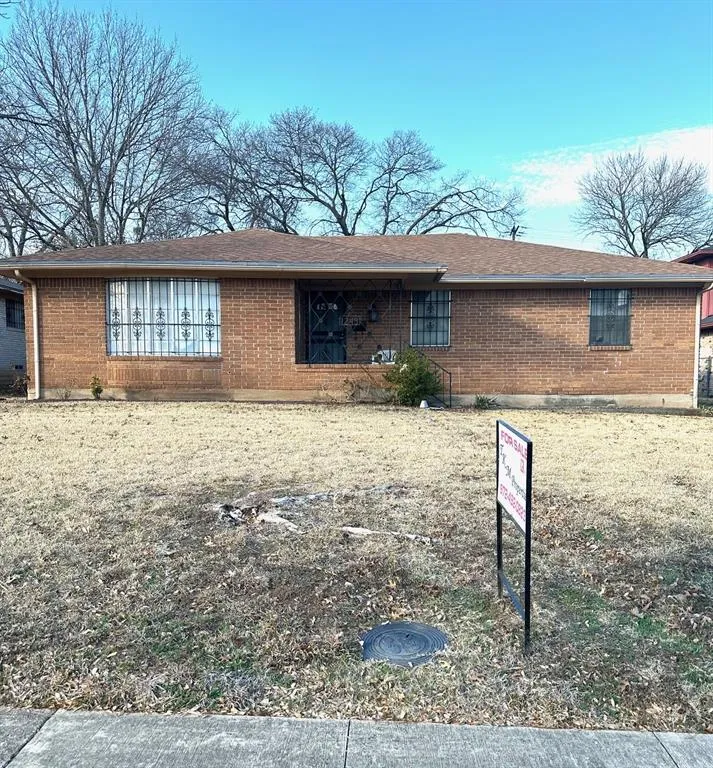1249 Robin Glen Drive, Dallas TX 75232