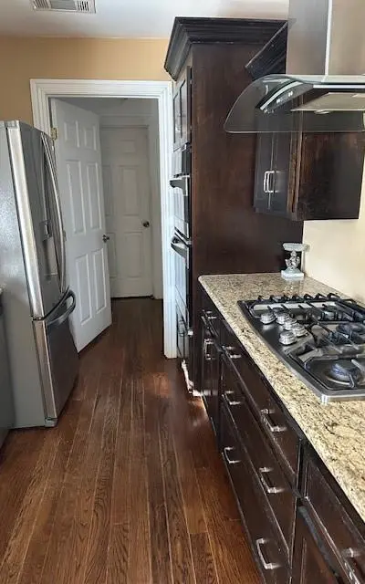 1249 Robin Glen Drive, Dallas TX 75232 - Photo 5