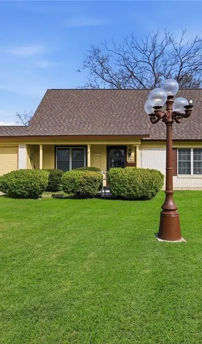 6805 Wagonet Road, Forest Hill TX 76140 - Photo 2