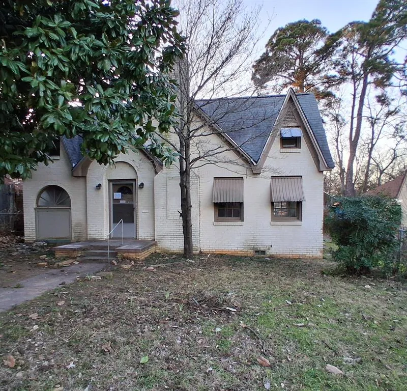 805 S Glenwood Boulevard, Tyler TX 75701