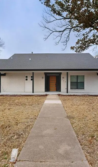 712 W Five Mile Parkway, Dallas TX 75224