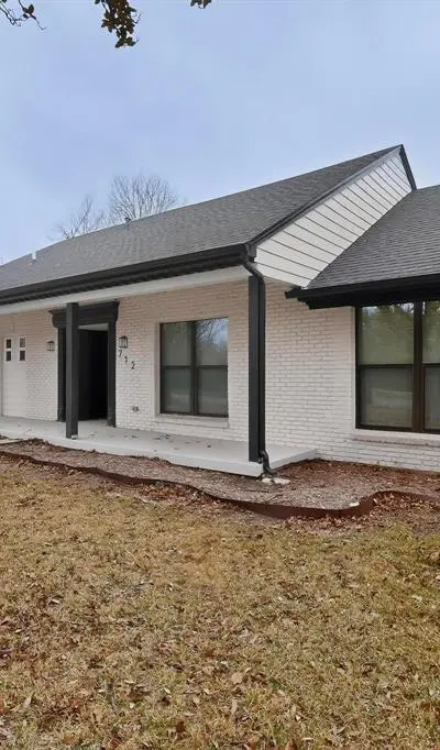 712 W Five Mile Parkway, Dallas TX 75224 - Photo 3