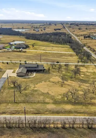1000 Swindle Road, Howe TX 75459
