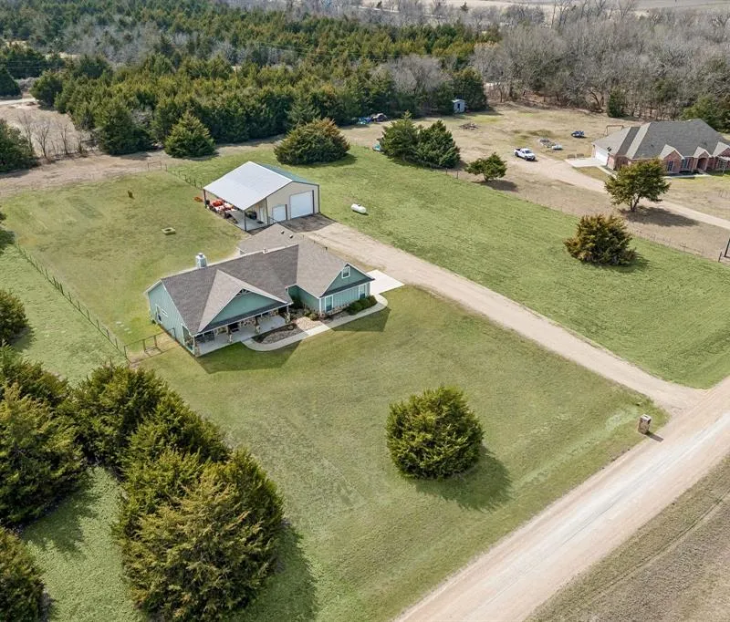 130 Judah Circle, Trenton TX 75490
