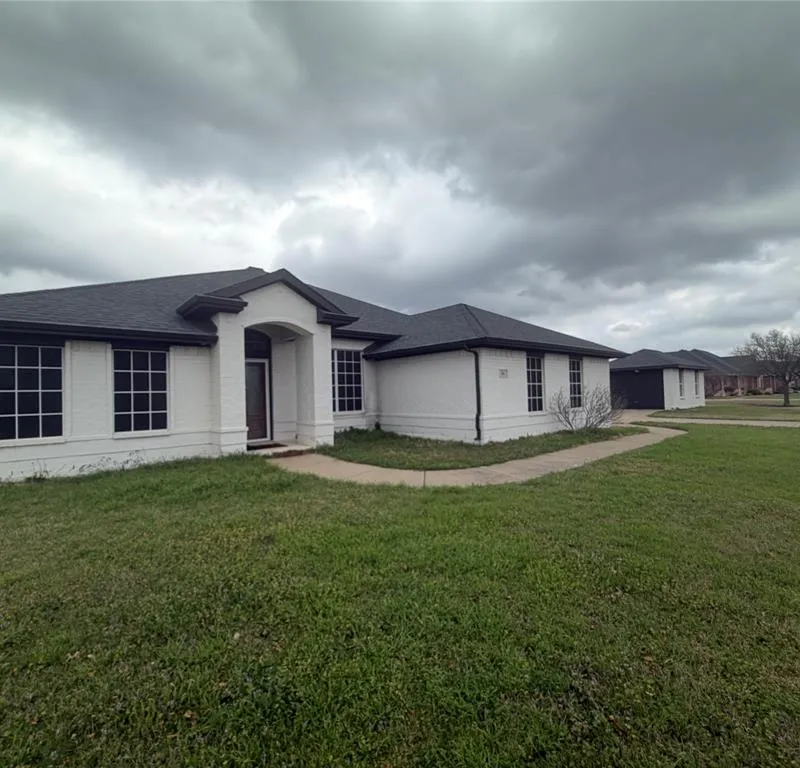 154 Whispering Winds Drive, Gunter TX 75058