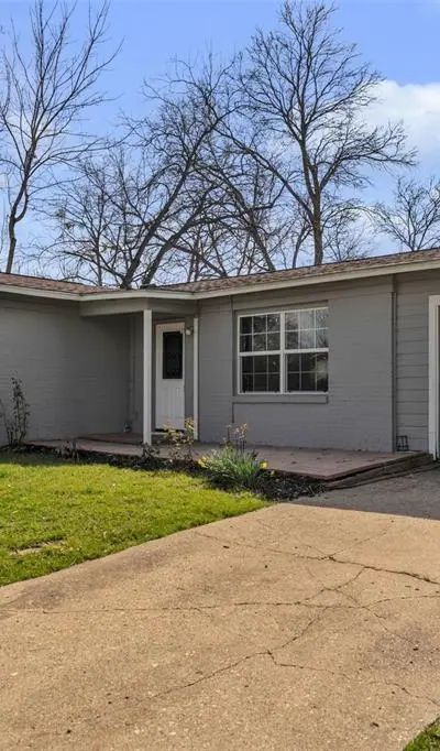 1112 E Mitchell Street, Arlington TX 76010