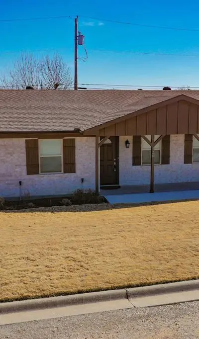 128 Oak Creek Street, Jacksboro TX 76458