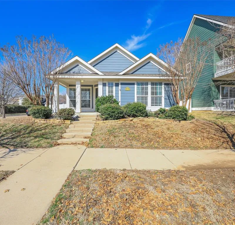 1201 Hayden Lane, Savannah TX 76227