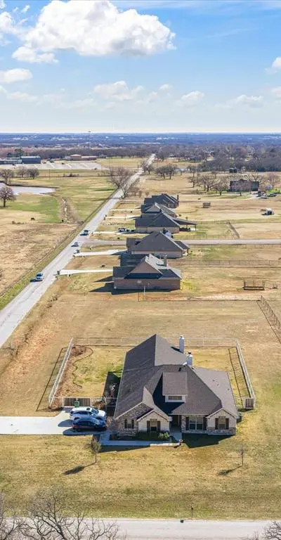 617 County Road 3341, Paradise TX 76073