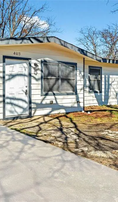 4613 Crenshaw Avenue, Fort Worth TX 76105