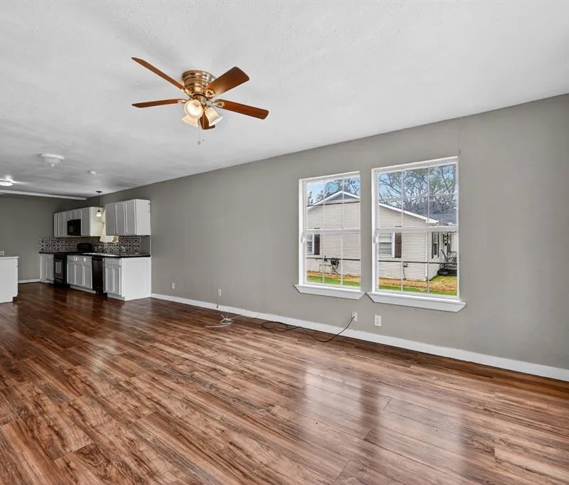 205 S Mable Street, Ferris TX 75125