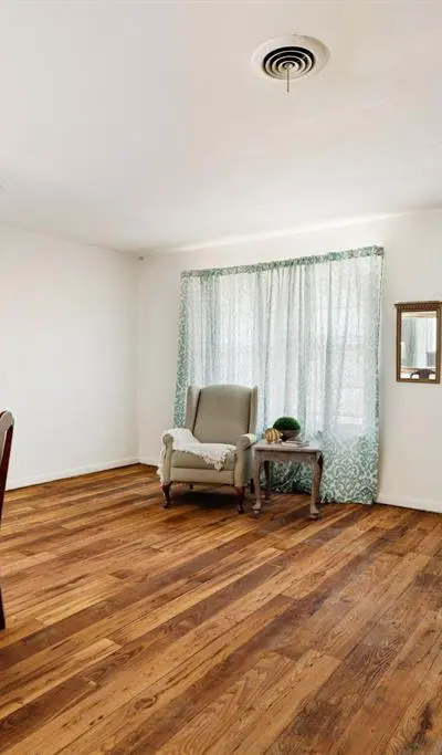 410 S Bois Darc Street, Blossom TX 75416 - Photo 4