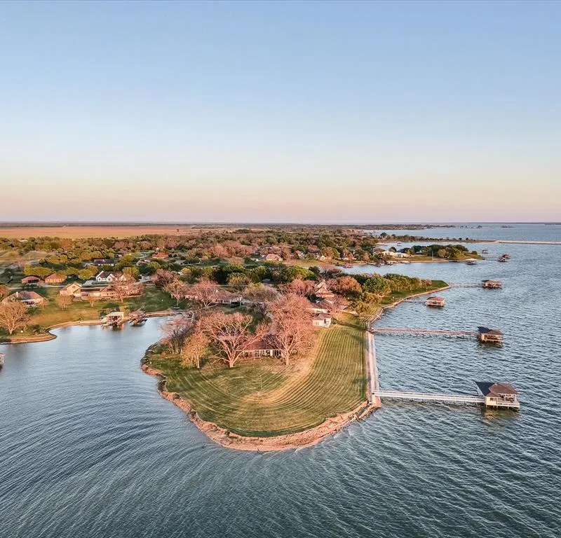 417 Pecan Point Drive, Kerens TX 75144