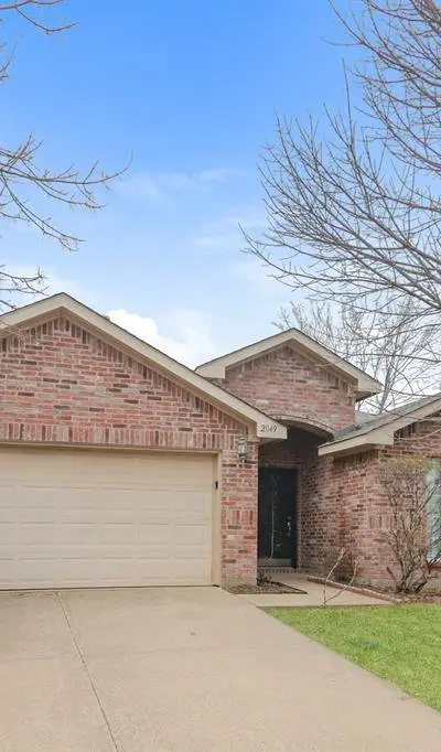 2049 Hollow Creek Drive, Dallas TX 75253 - Photo 2