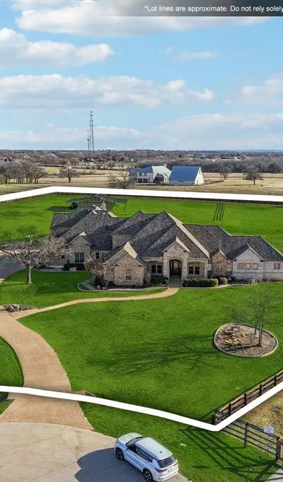1026 Gene Perry Court, Bartonville TX 76226