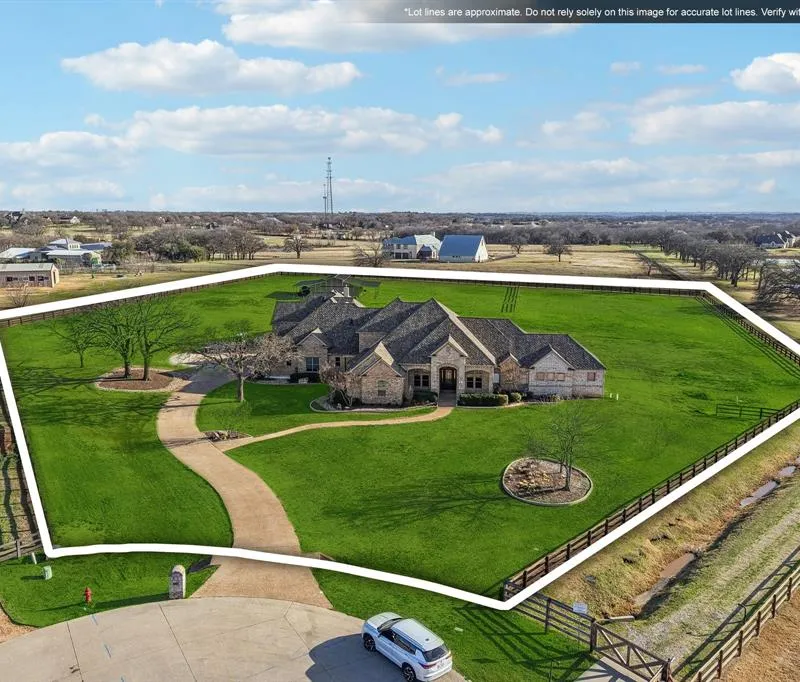 1026 Gene Perry Court, Bartonville TX 76226